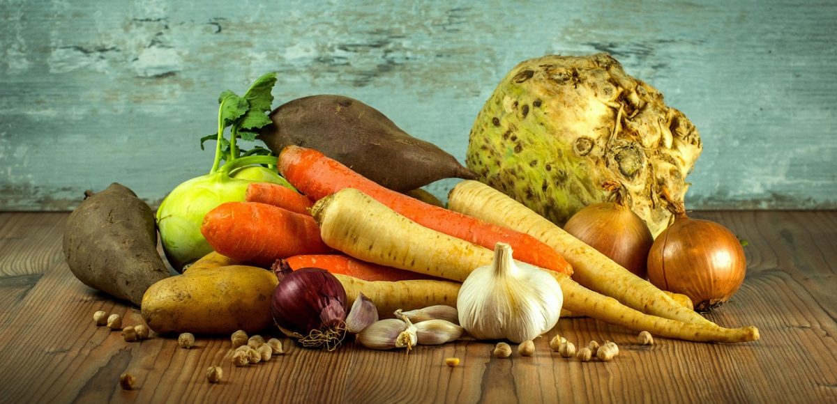 Cara Memilih Bahan Makanan Lokal yang Berkualitas